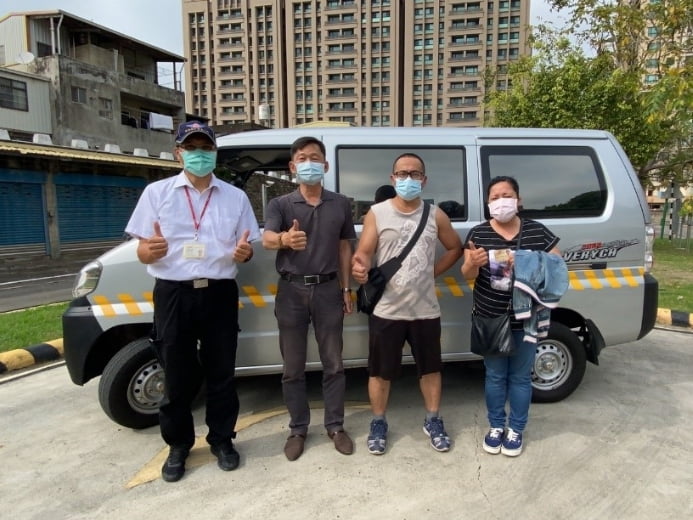噗噗共乘